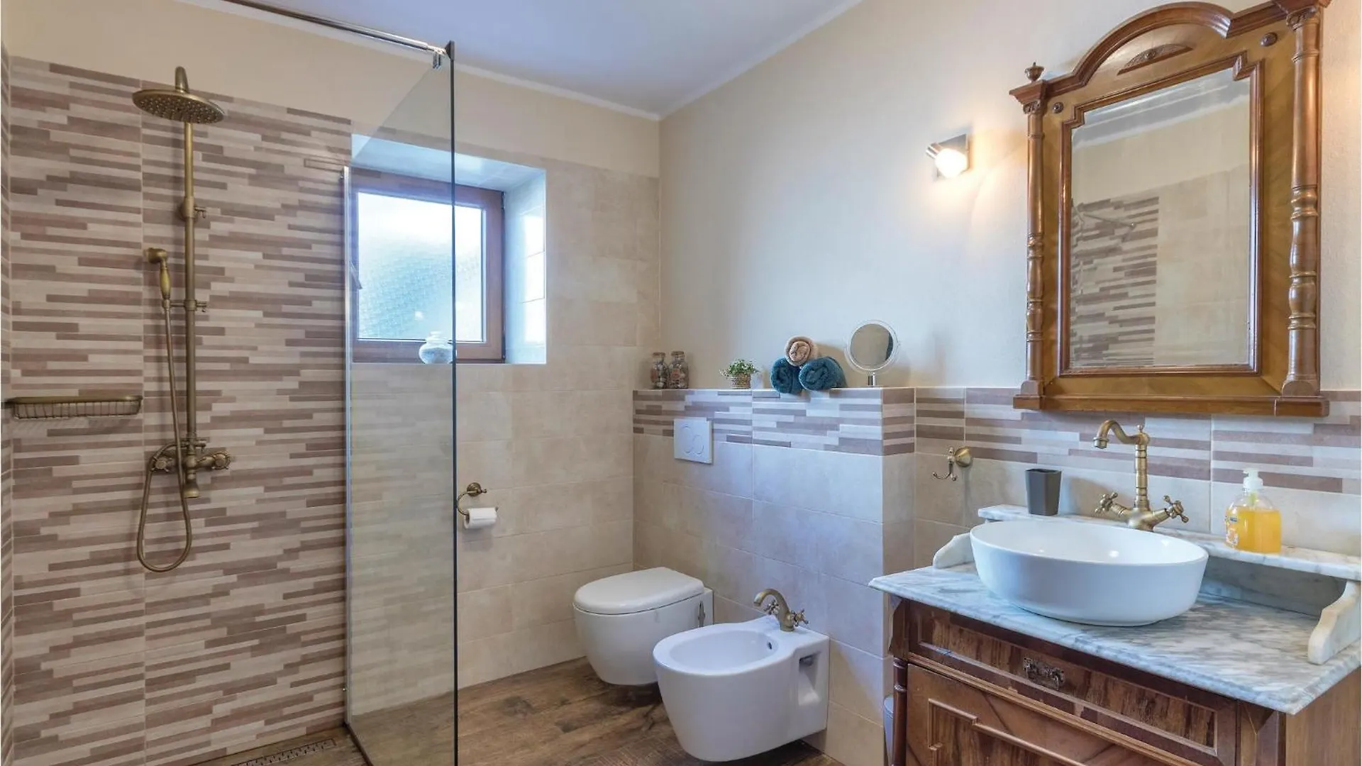 Stunning Home In Pula With Wifi